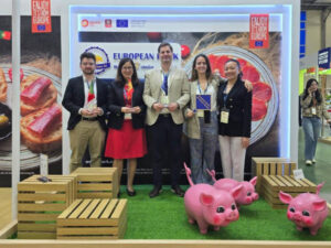 INTERPORC afianza el conocimiento y la confianza de Vietnam en el porcino español