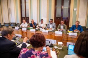 El Gobierno aprobará hoy un nuevo paquete de ayudas para el sector agroalimentario