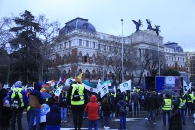 ASAJA, COAG y Unión de Uniones llevan los tractores a Madrid el 28 de octubre